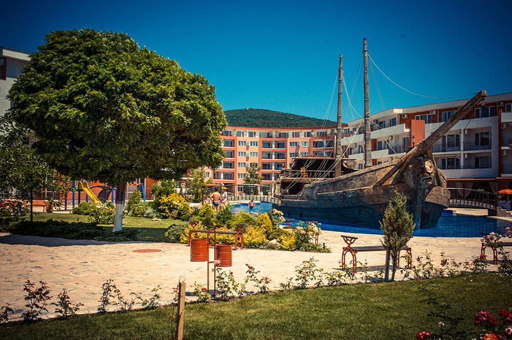 Privilege Fort Beach - Menada Apartments Elenite Exterior photo