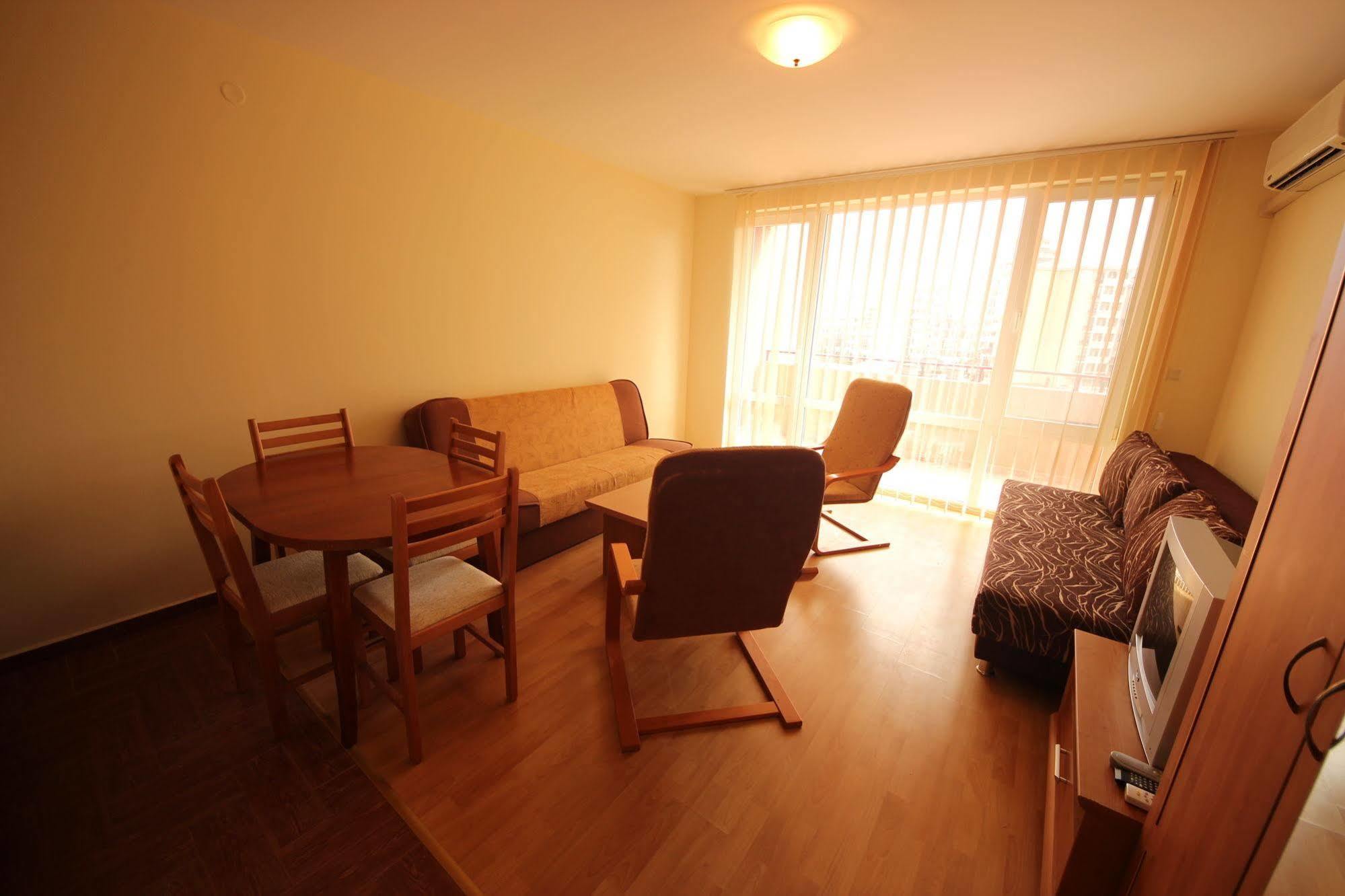 Privilege Fort Beach - Menada Apartments Elenite Exterior photo